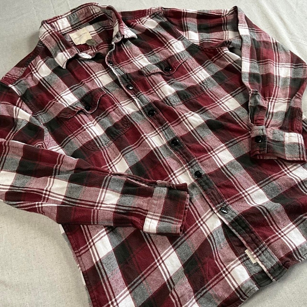 Womens American Eagle Red Black Plaid Cotton Flannel Shirt (Large)